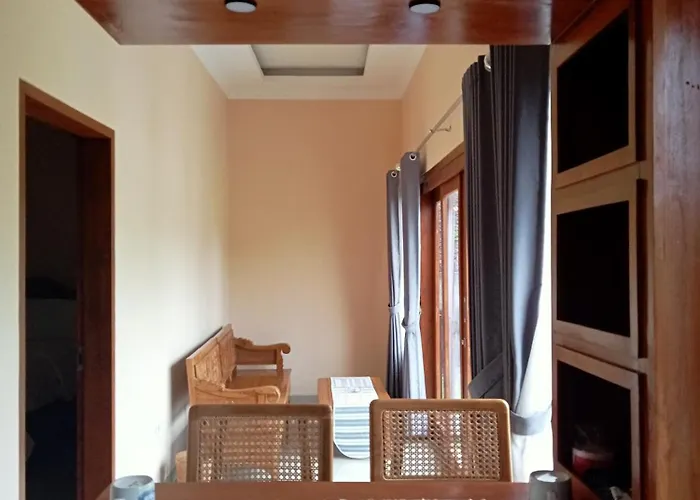 Bagus Ayu Lovina Habitación en casa particular *